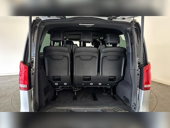 Used Mercedes-Benz V-Class 2021 for sale - 78734162: Photo