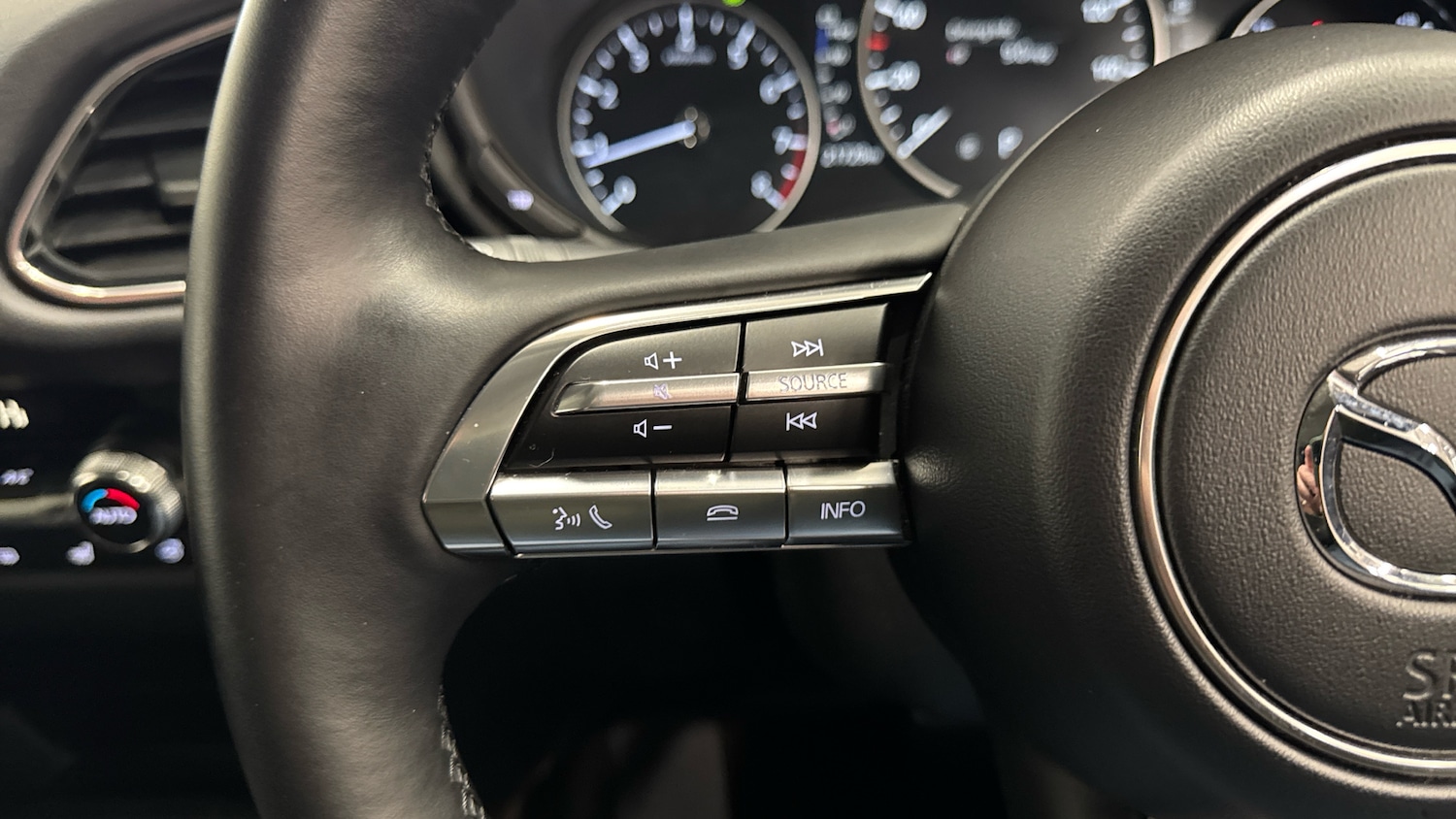 Used Mazda CX-30 2023 for sale - 77730727: Photo 29