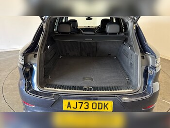 Used Porsche Cayenne 2024 for sale - 78133778: Photo