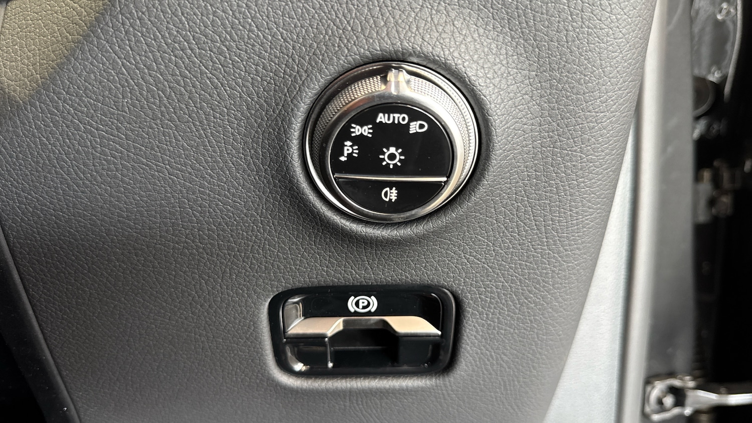 Vehicle 28