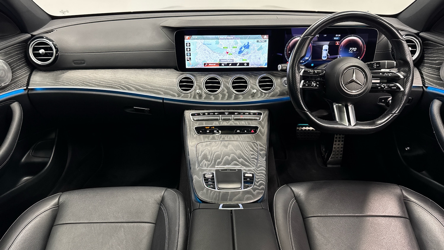 Used Mercedes-Benz E Class 2021 for sale - 76693220: Photo 10