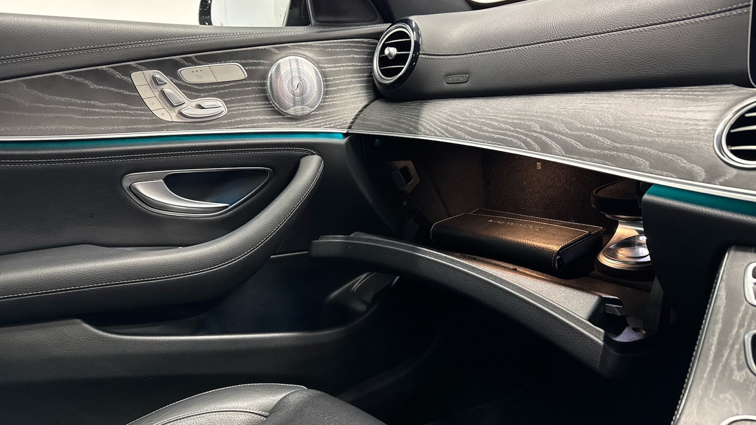 Used Mercedes-Benz E Class 2021 for sale - 76693220: Photo 36