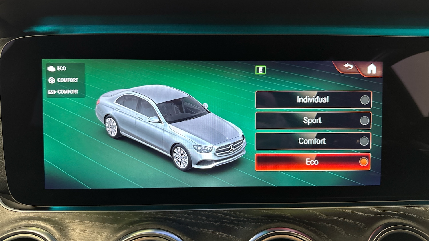 Used Mercedes-Benz E Class 2021 for sale - 76693220: Photo 40