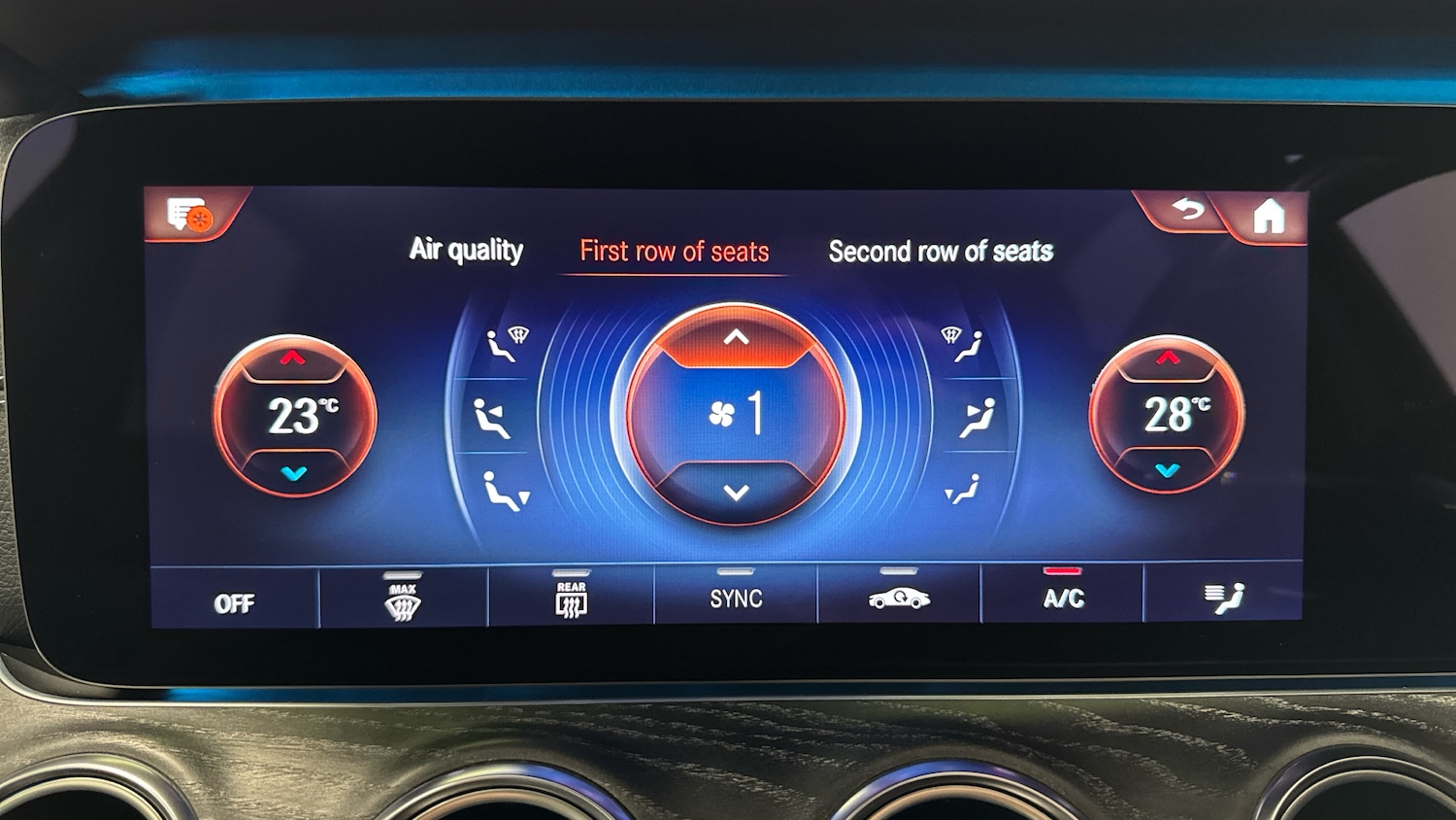 Used Mercedes-Benz E Class 2021 for sale - 76693220: Photo 41