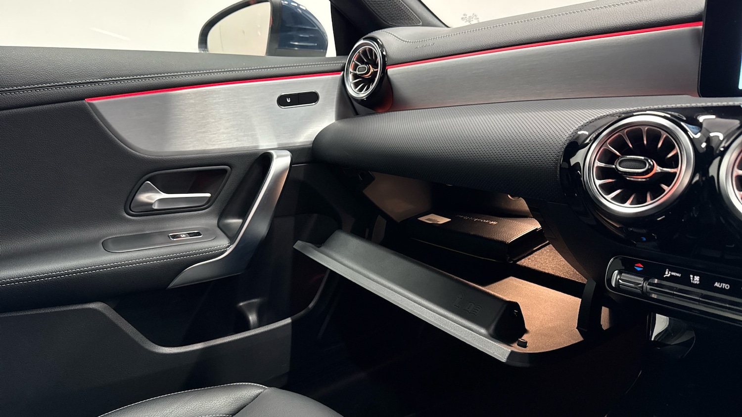 Used Mercedes-Benz CLA 2022 for sale - 77136058: Photo 35