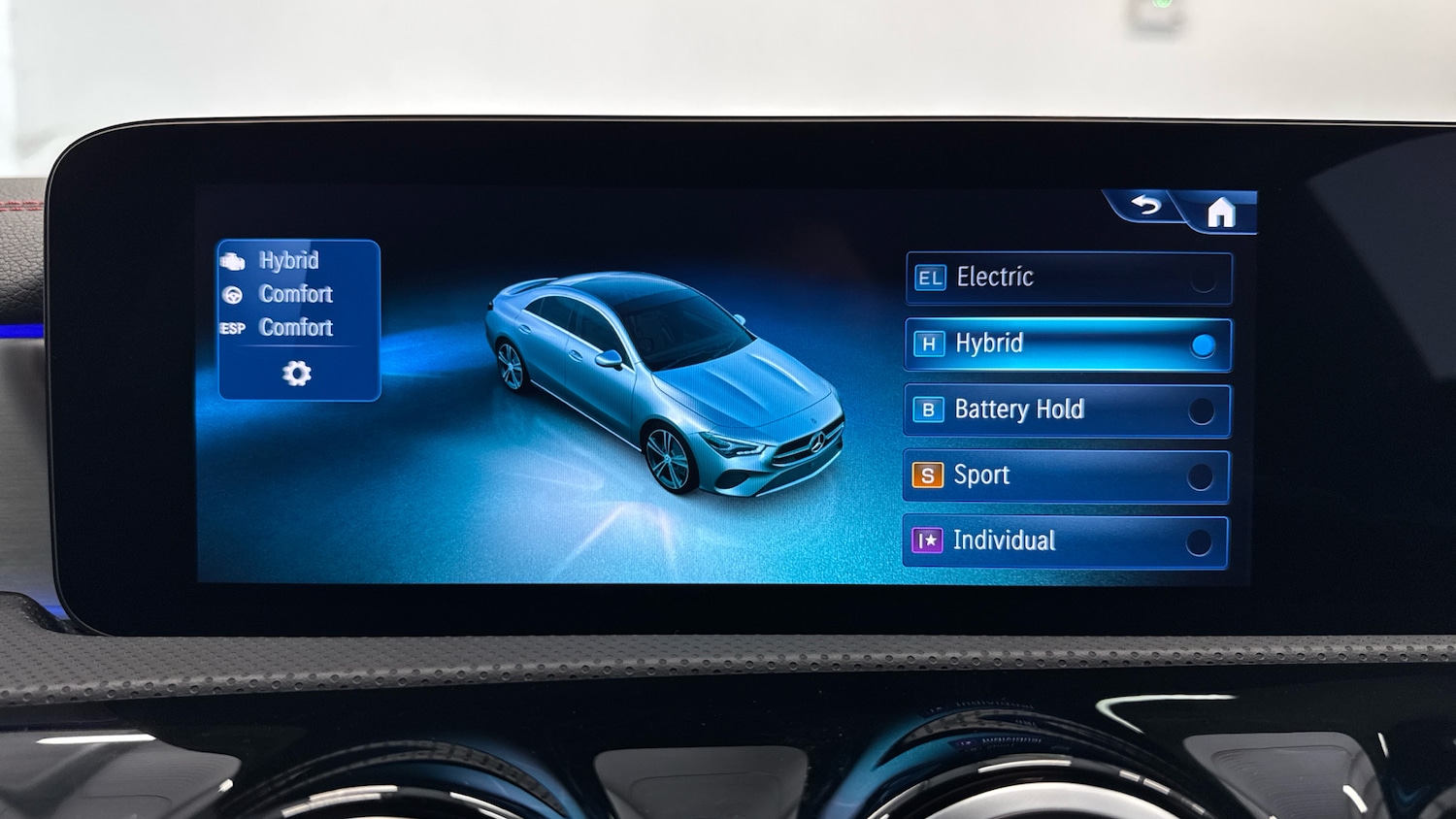 Used Mercedes-Benz CLA 2025 for sale - 76451826: Photo 40