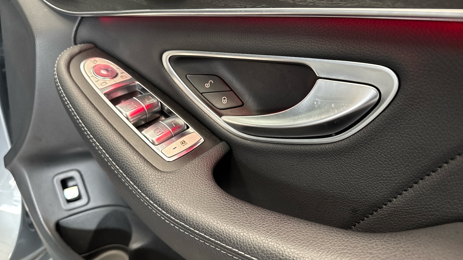 Used Mercedes-Benz C Class 2021 for sale - 77639090: Photo 25