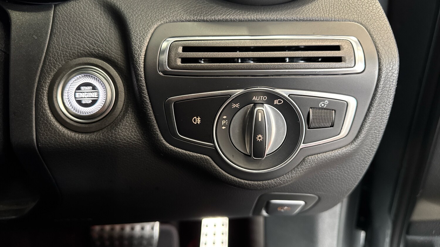 Used Mercedes-Benz C Class 2021 for sale - 77639090: Photo 28