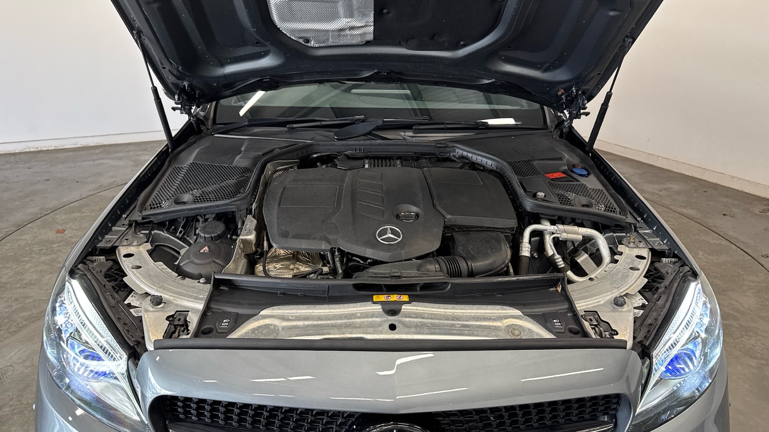 Used Mercedes-Benz C Class 2021 for sale - 77639090: Photo 8