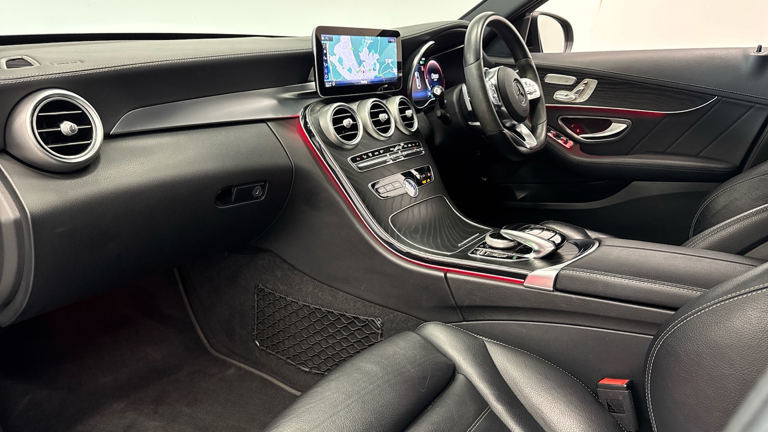 Used Mercedes-Benz C Class 2021 for sale - 77639090: Photo 9