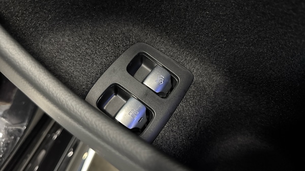 Used Mercedes-Benz E-Class 2025 for sale - 76224849: Photo 26