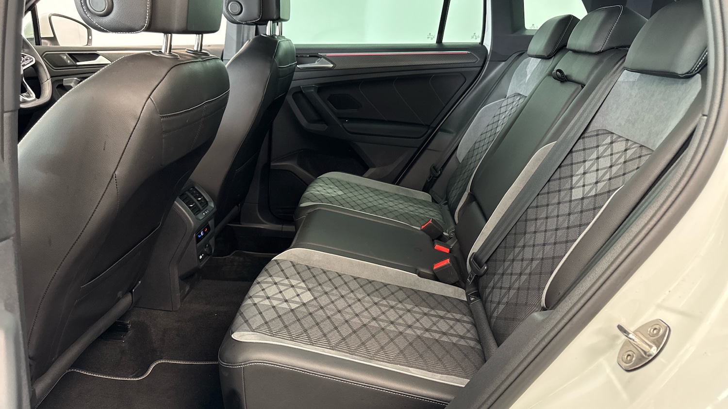 Used Volkswagen Tiguan 2023 for sale - 78166121: Photo 16