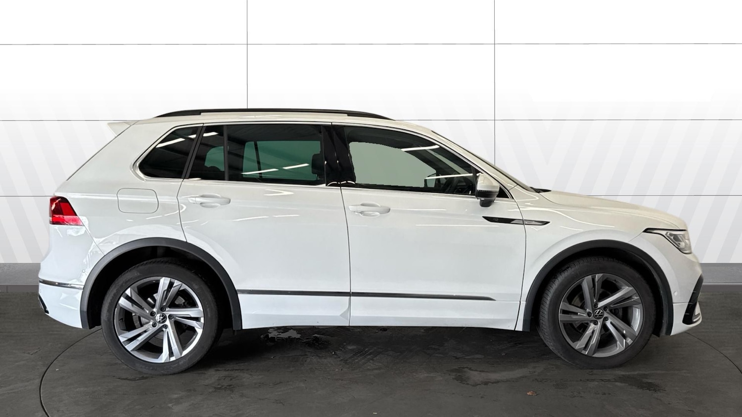 Used Volkswagen Tiguan 2023 for sale - 78166121: Photo 5