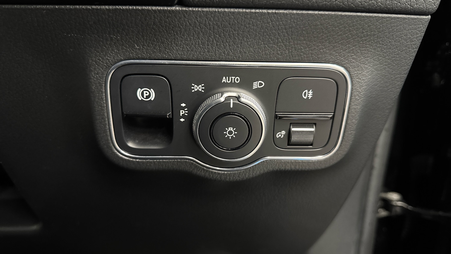 Used Mercedes-Benz EQA 2021 for sale - 76904844: Photo 27