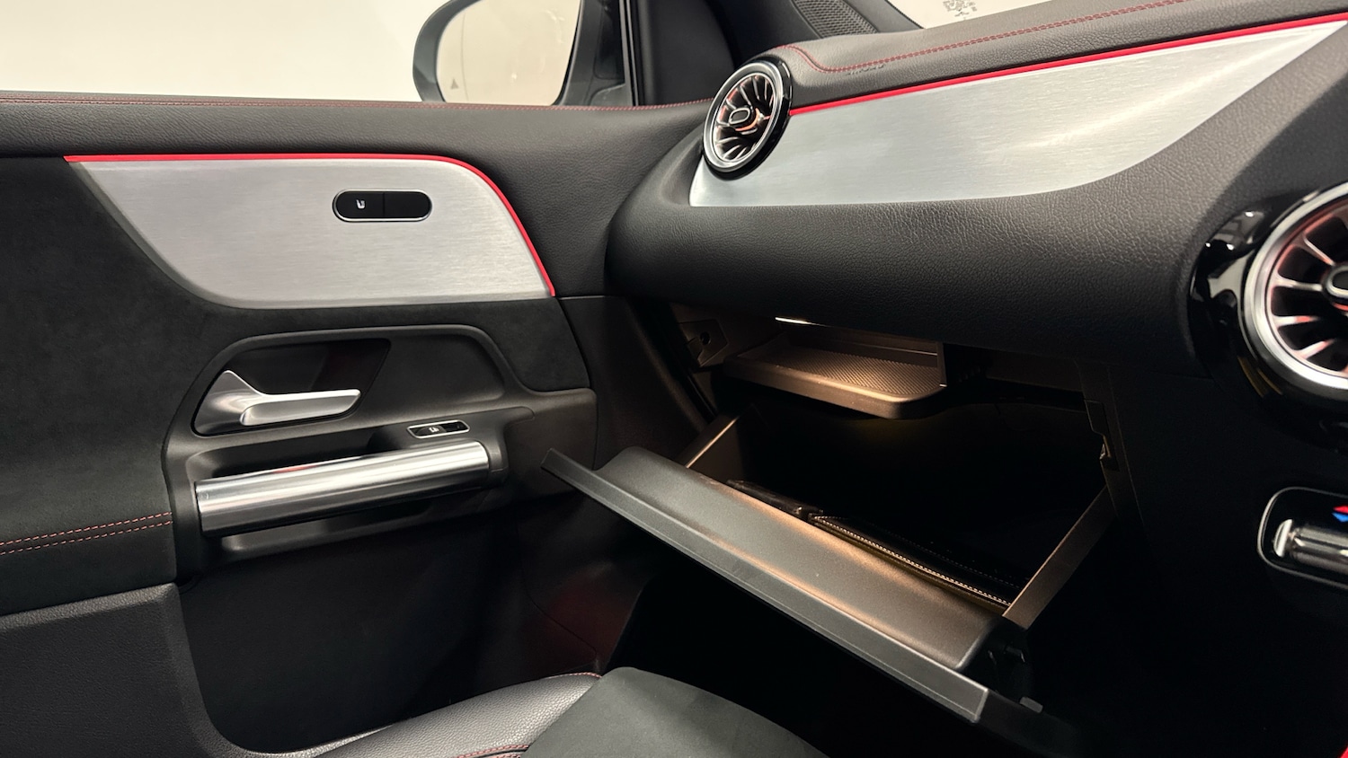 Used Mercedes-Benz EQA 2021 for sale - 76904844: Photo 35