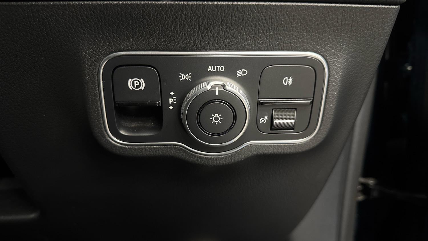 Used Mercedes-Benz EQA 2021 for sale - 76653071: Photo 29