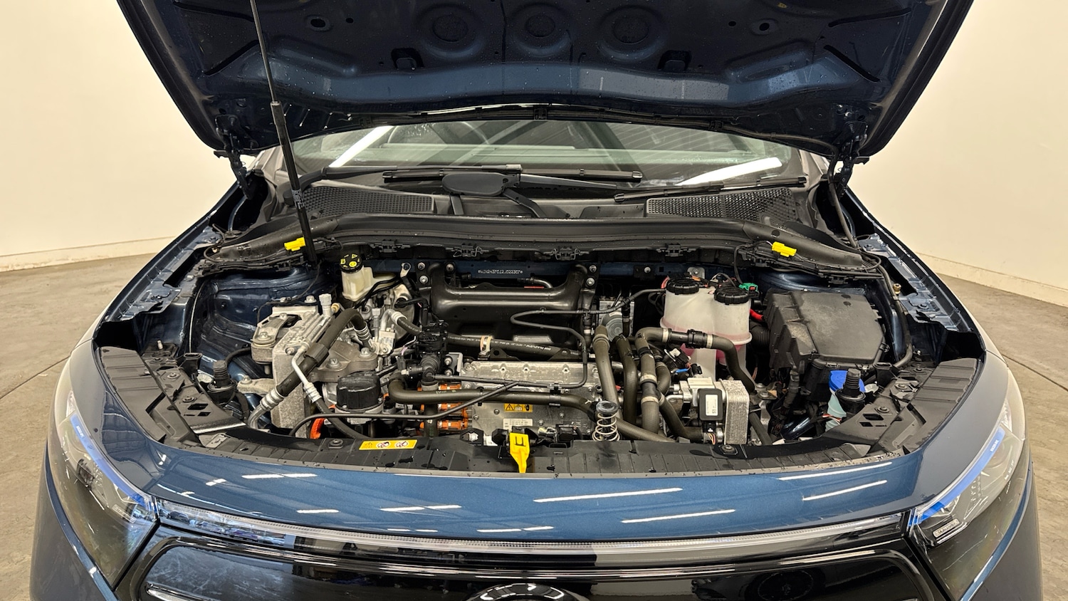 Used Mercedes-Benz EQA 2021 for sale - 76653071: Photo 8