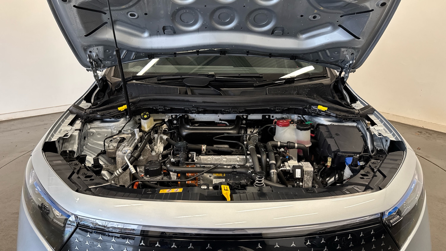 Used Mercedes-Benz EQA 2024 for sale - 77286120: Photo 8