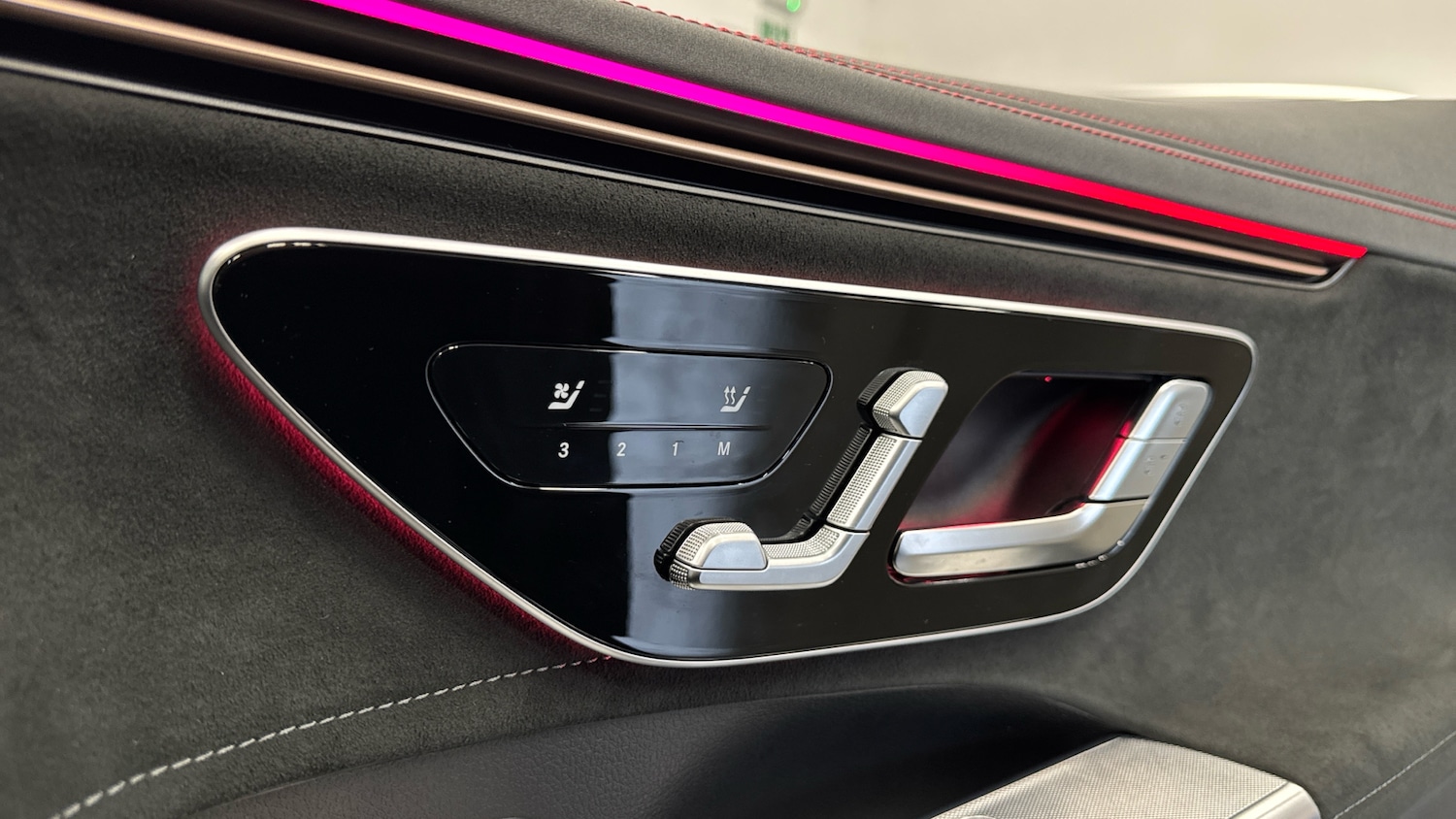 Used Mercedes-Benz EQA 2024 for sale - 76776327: Photo 23