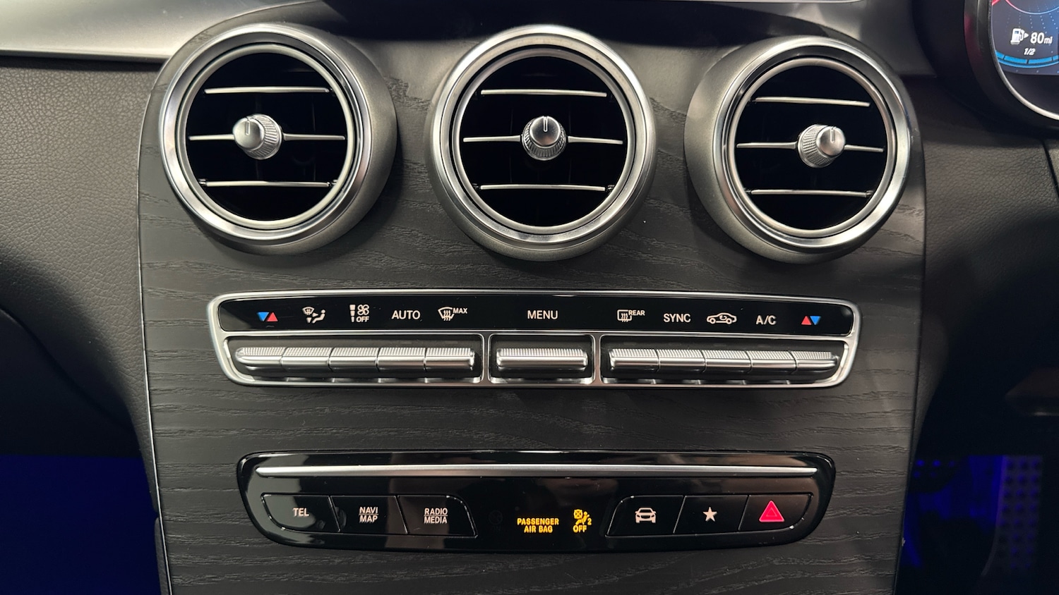 Used Mercedes-Benz GLC 2019 for sale - 76159888: Photo 33