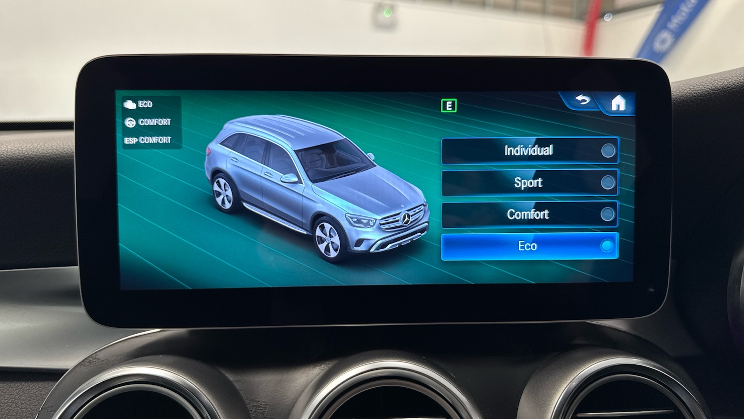 Used Mercedes-Benz GLC 2019 for sale - 76159888: Photo 40