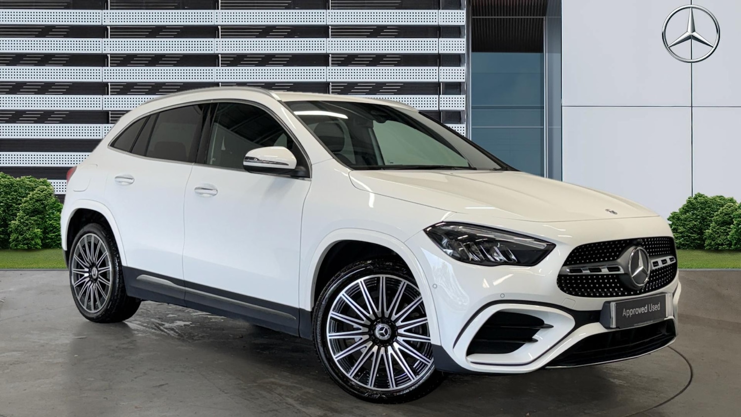Used Mercedes-Benz GLA 2024 for sale - 76159915: Photo 1