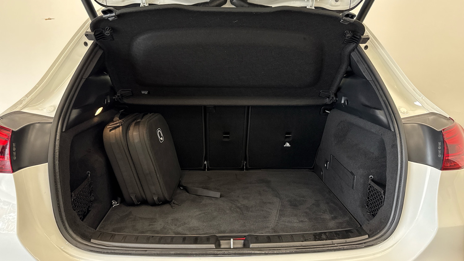 Used Mercedes-Benz GLA 2024 for sale - 76159915: Photo 4