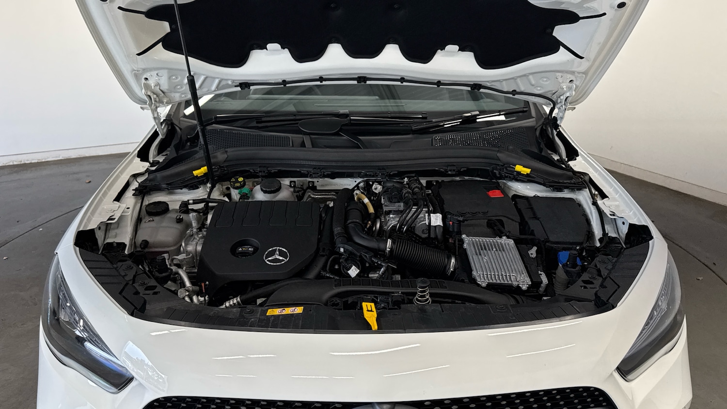 Used Mercedes-Benz GLA 2024 for sale - 76159915: Photo 8