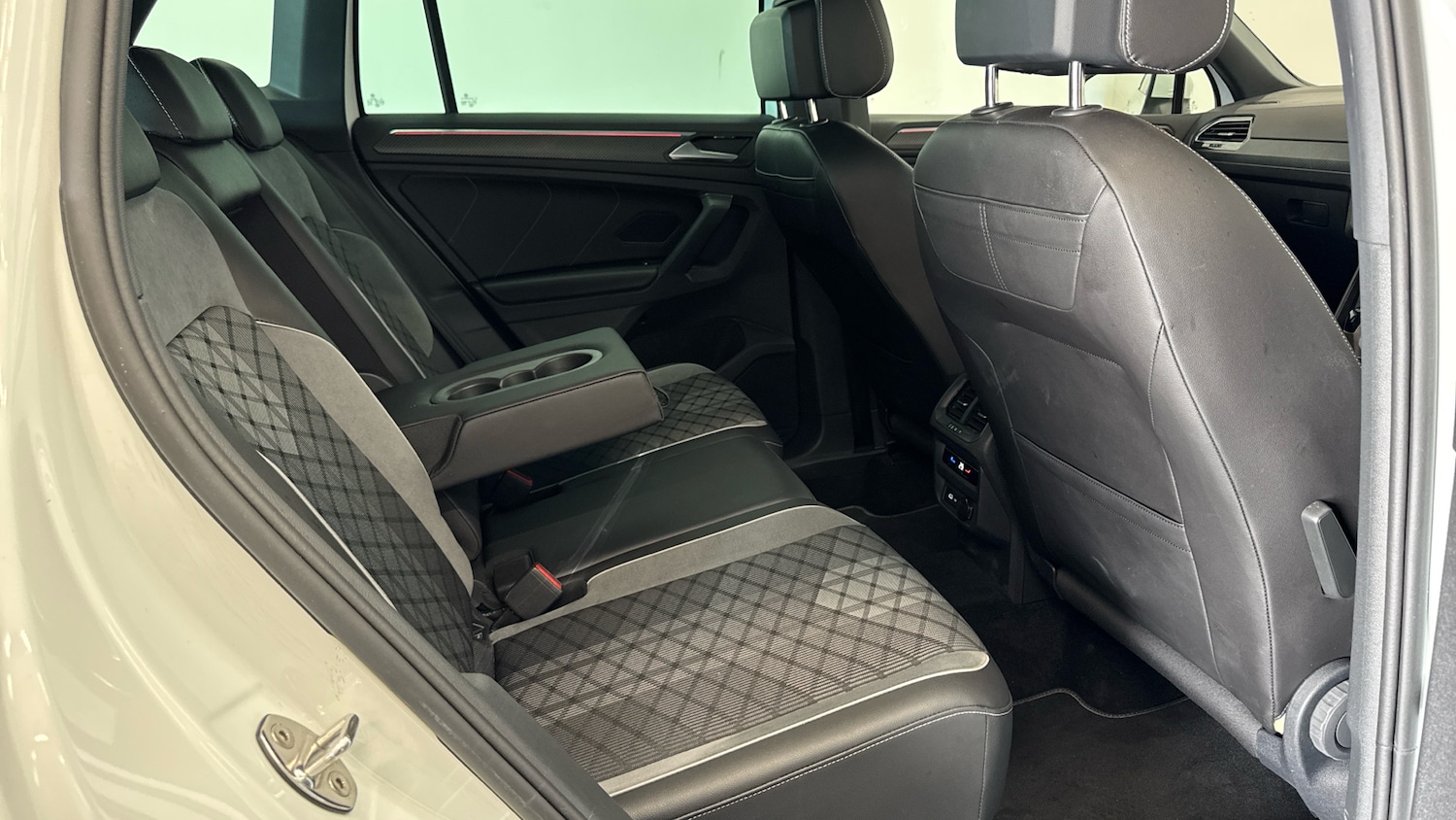 Used Volkswagen Tiguan 2023 for sale - 78010939: Photo 23