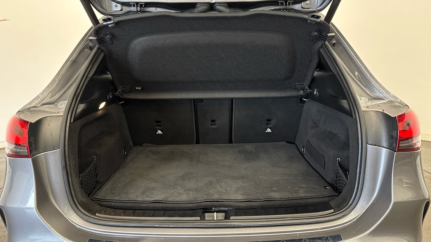 Used Mercedes-Benz EQA 2022 for sale - 76792899: Photo 4