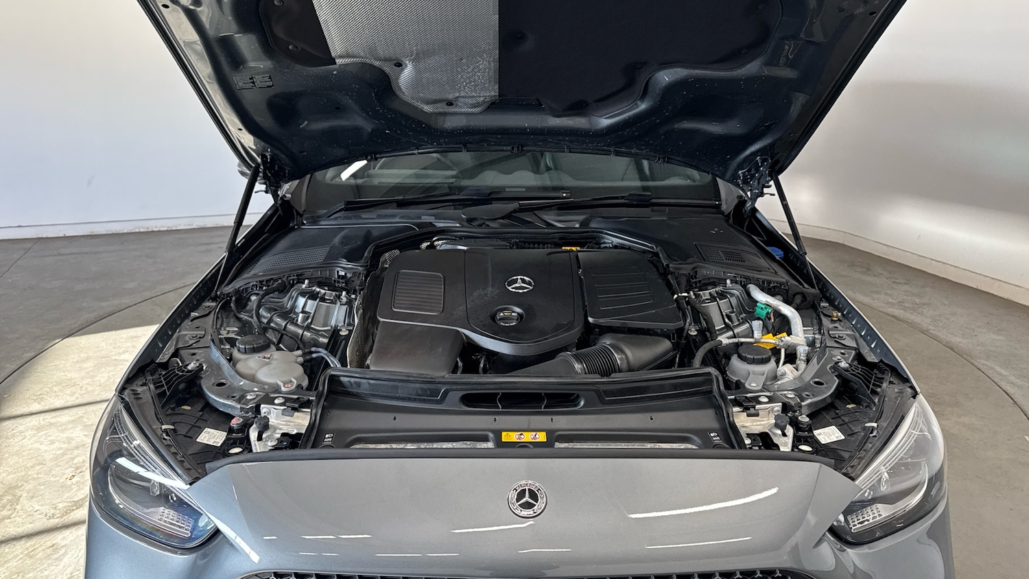 Used Mercedes-Benz C Class 2024 for sale - 76707649: Photo 8