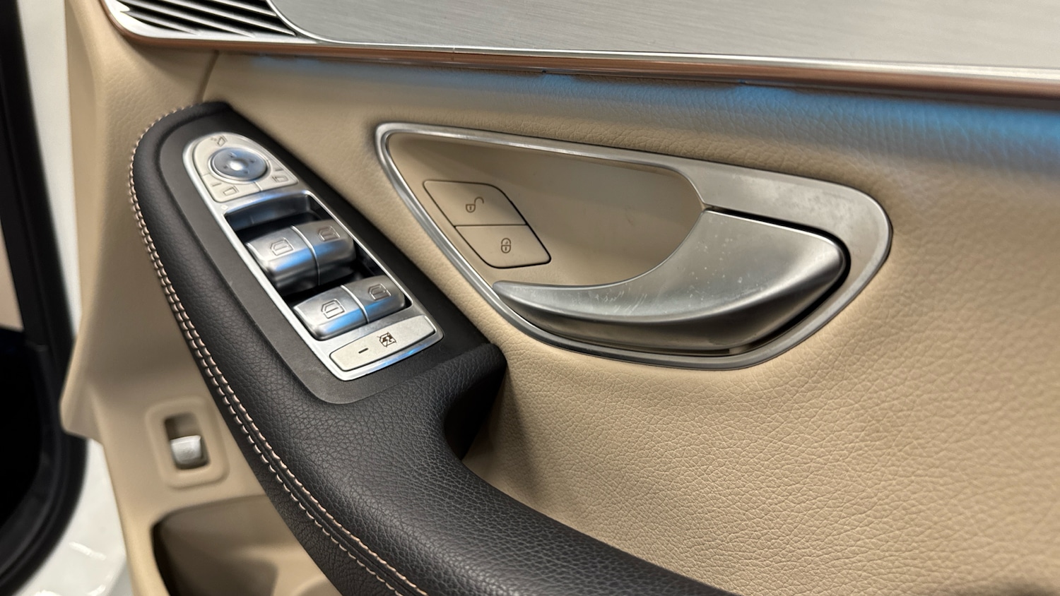 Used Mercedes-Benz EQC 2021 for sale - 77245472: Photo 25