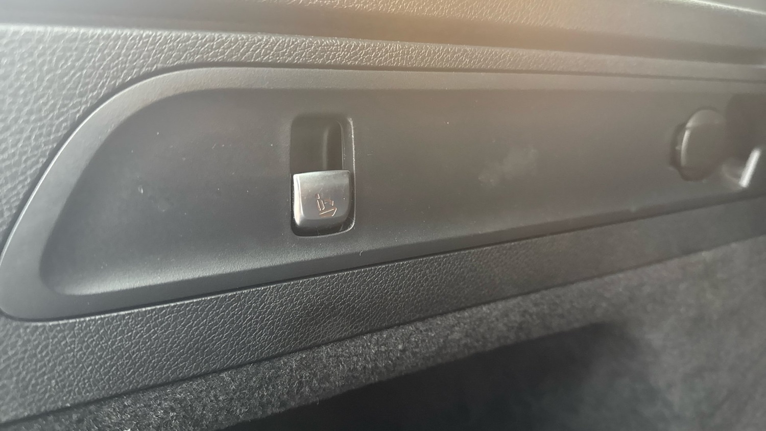 Used Mercedes-Benz GLC 2021 for sale - 77196369: Photo 30