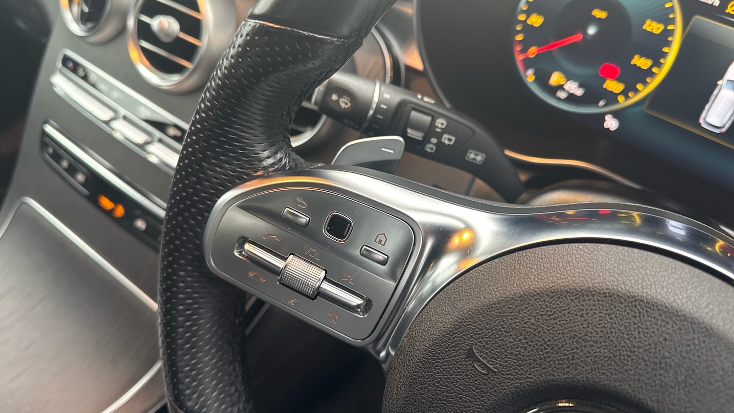 Used Mercedes-Benz GLC 2021 for sale - 77196369: Photo 38