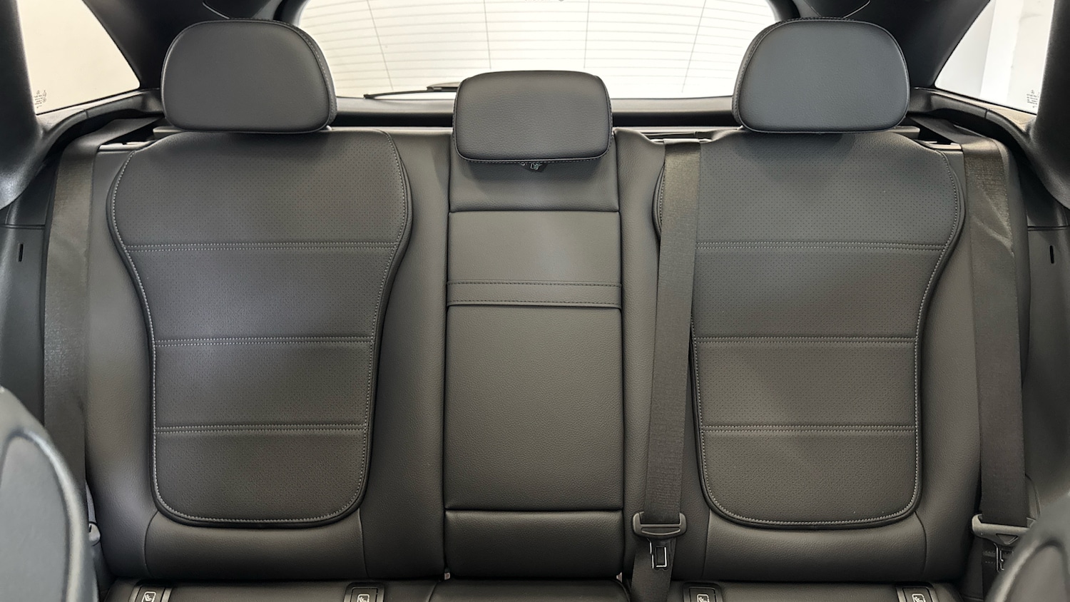 Used Mercedes-Benz GLC 2025 for sale - 76382564: Photo 15