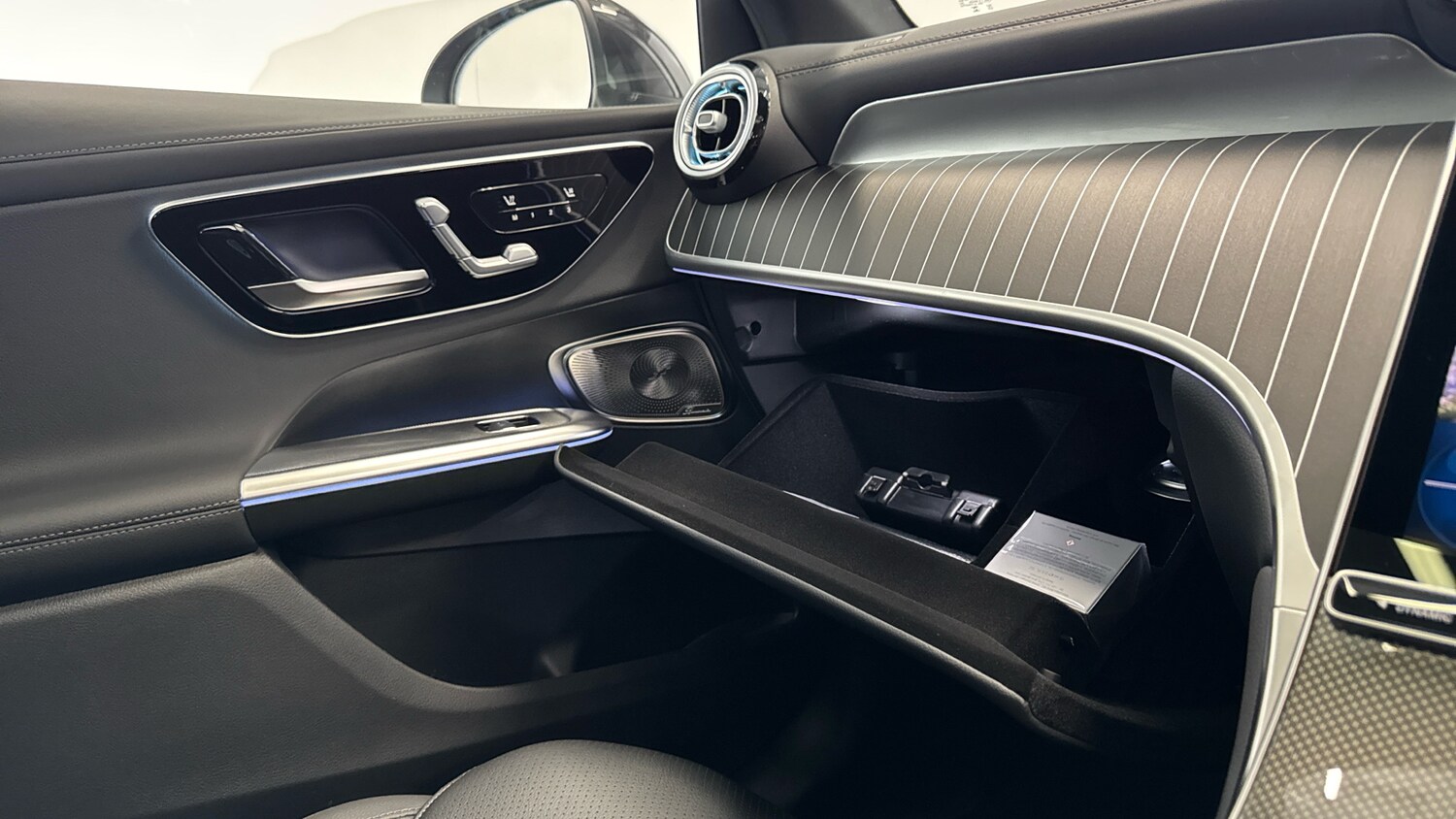 Used Mercedes-Benz GLC 2025 for sale - 76382564: Photo 34