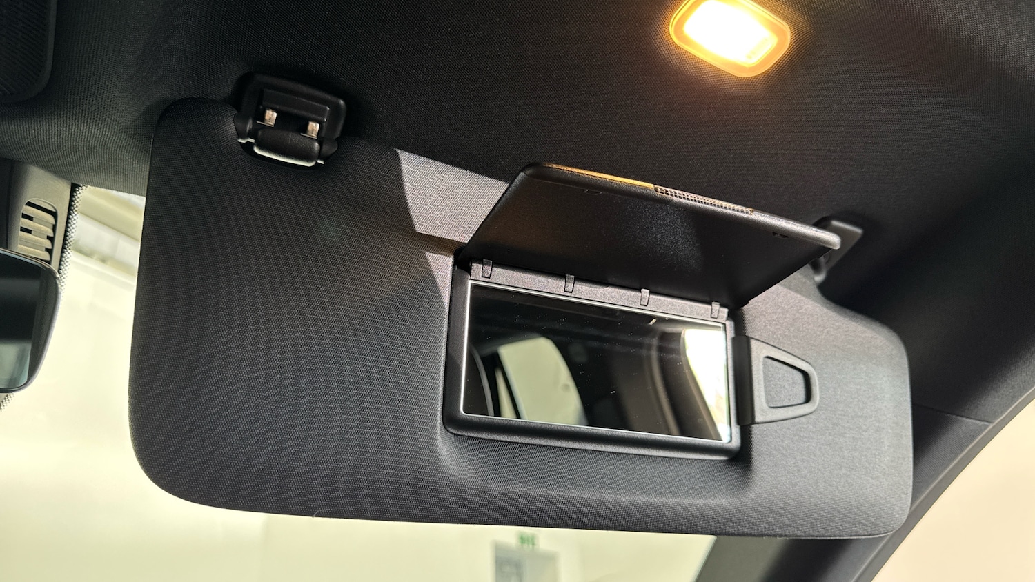 Used Mercedes-Benz GLC 2025 for sale - 76382564: Photo 36