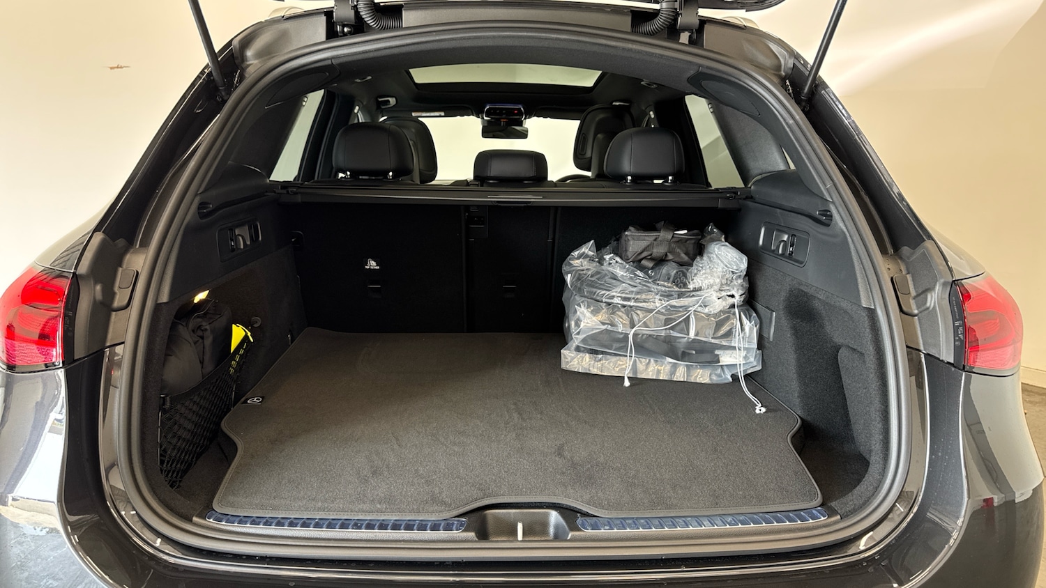 Used Mercedes-Benz GLC 2025 for sale - 76382564: Photo 4