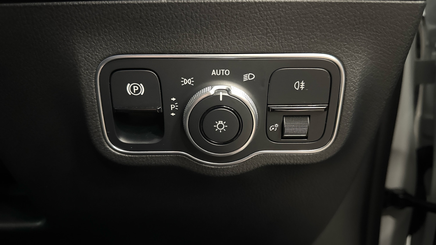 Used Mercedes-Benz GLA 2021 for sale - 77070796: Photo 28