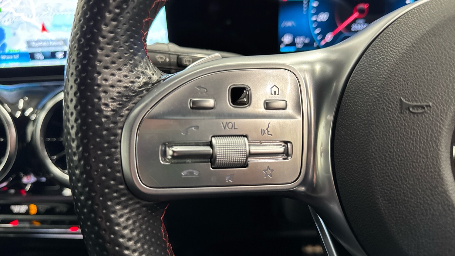 Used Mercedes-Benz GLA 2021 for sale - 77070796: Photo 29