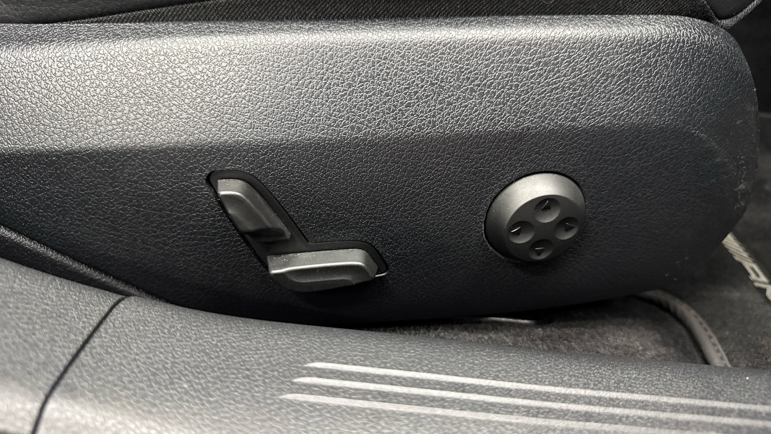 Used Mercedes-Benz E Class 2025 for sale - 78039191: Photo 26