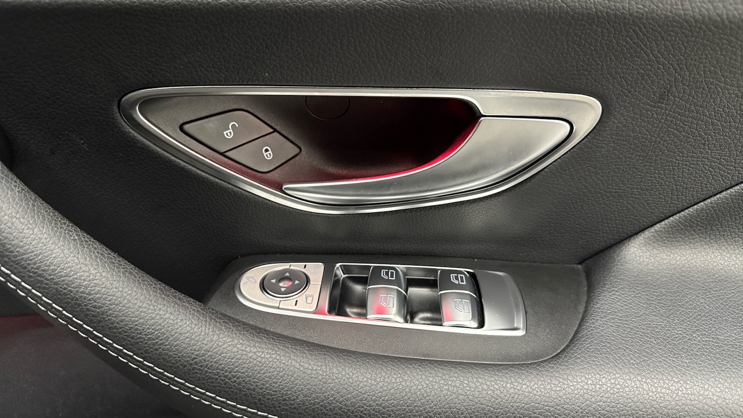 Used Mercedes-Benz E Class 2022 for sale - 76776329: Photo 23