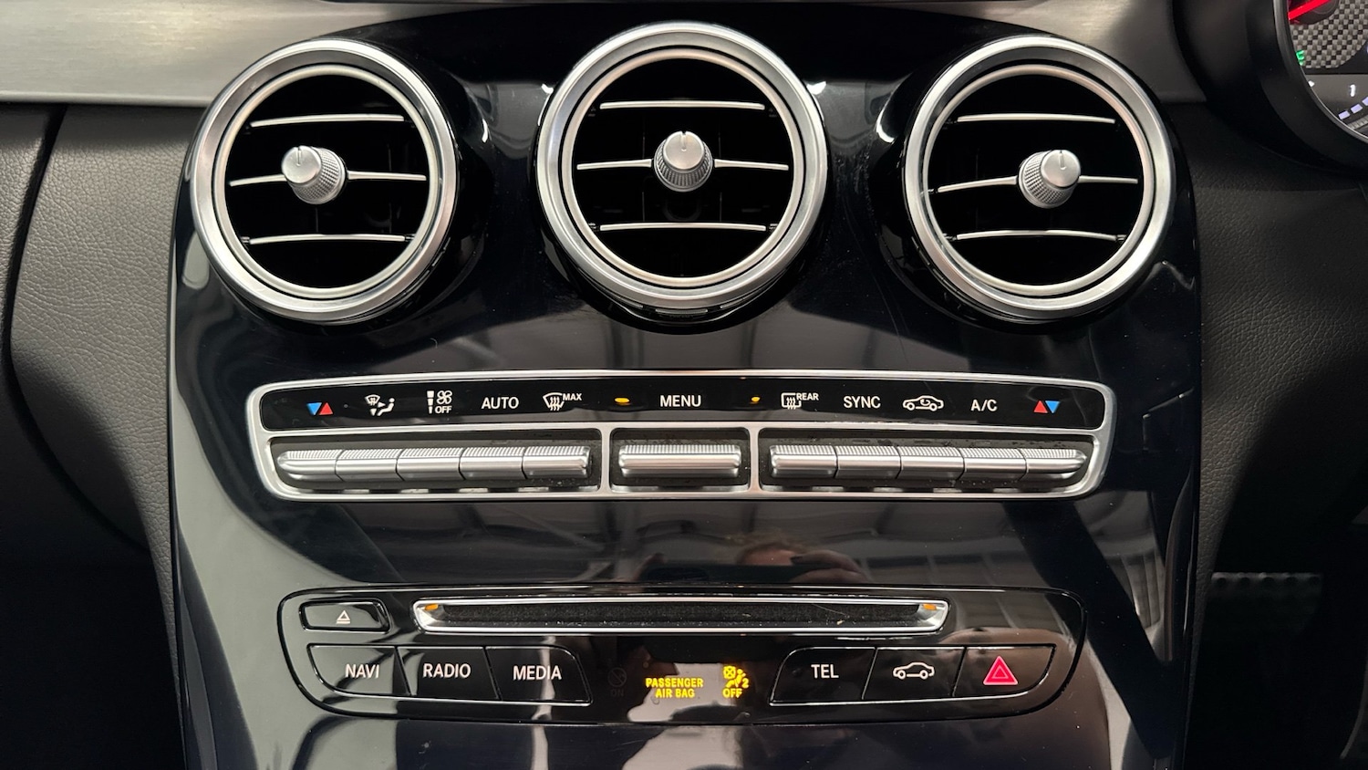 Used Mercedes-Benz C Class 2017 for sale - 75726643: Photo 30