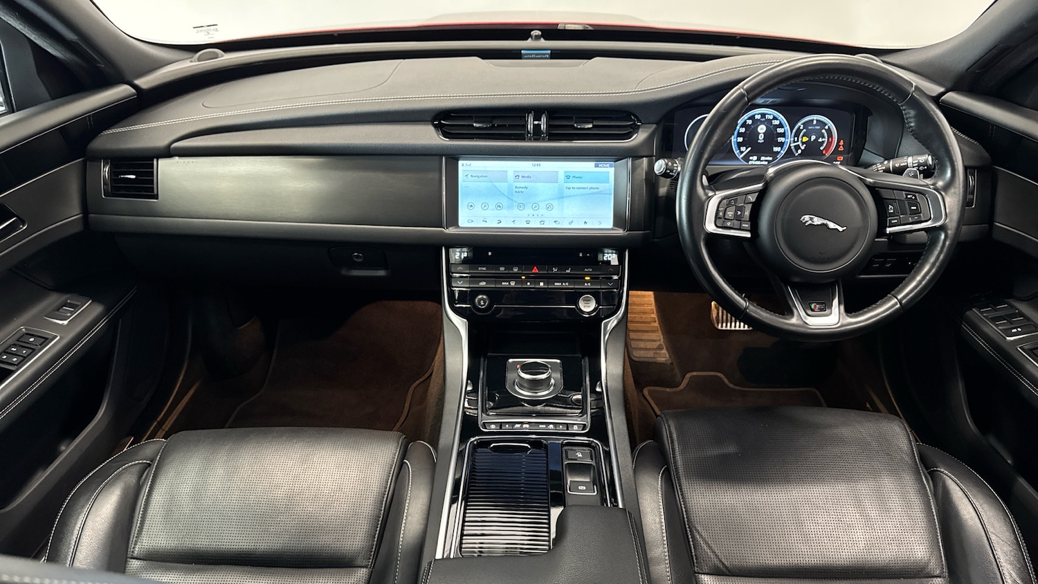 Used Jaguar XF 2018 for sale - 78162355: Photo 10