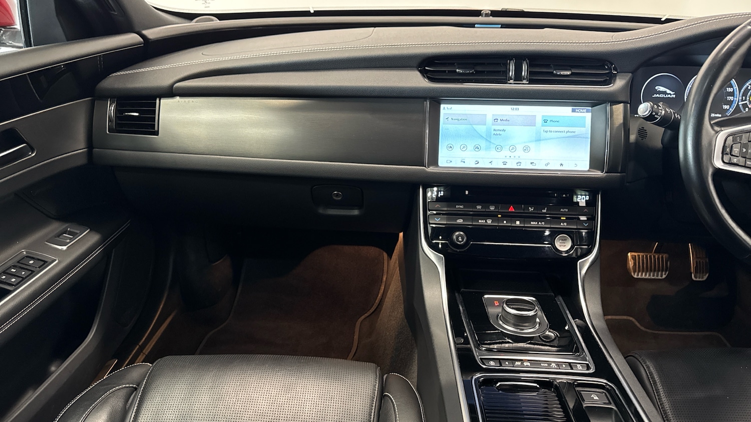 Used Jaguar XF 2018 for sale - 78162355: Photo 14