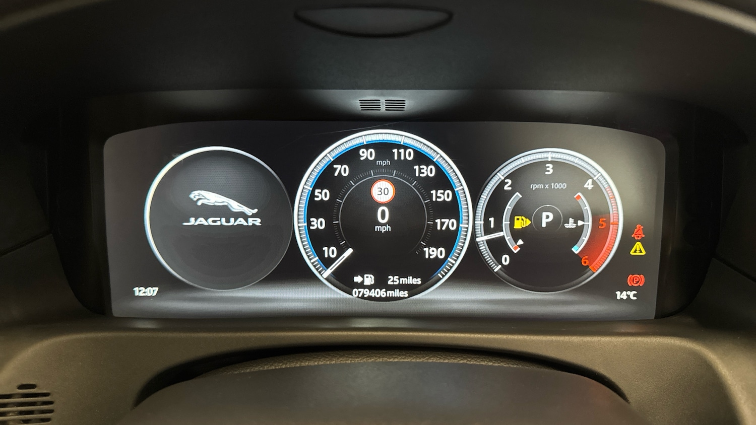 Used Jaguar XF 2018 for sale - 78162355: Photo 18