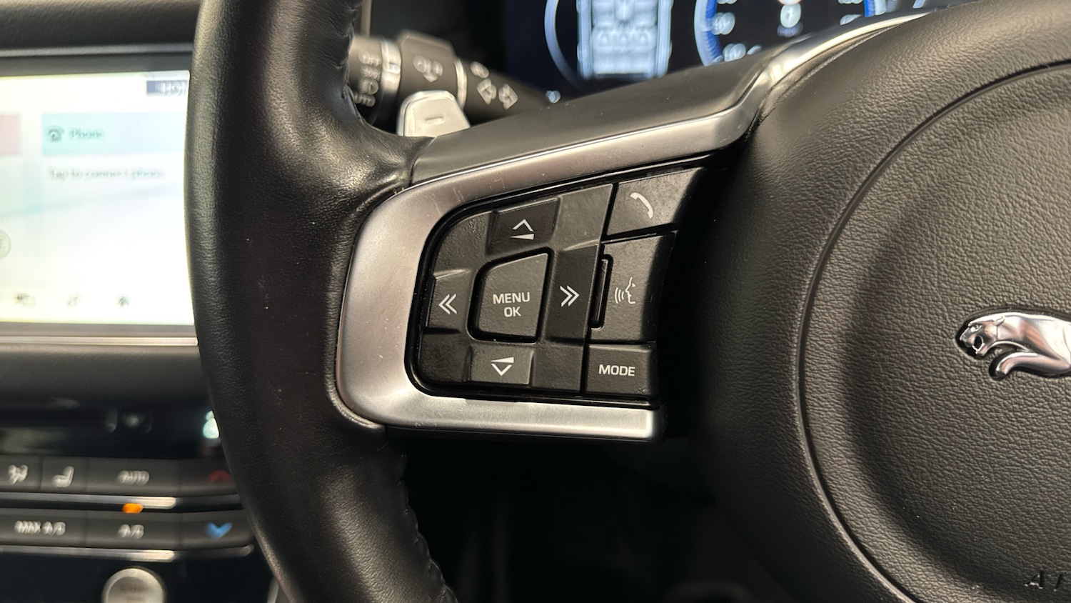 Used Jaguar XF 2018 for sale - 78162355: Photo 28