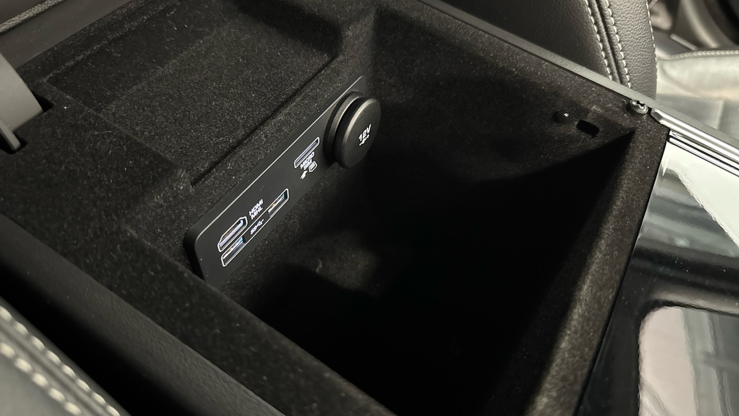 Used Jaguar XF 2018 for sale - 78162355: Photo 35