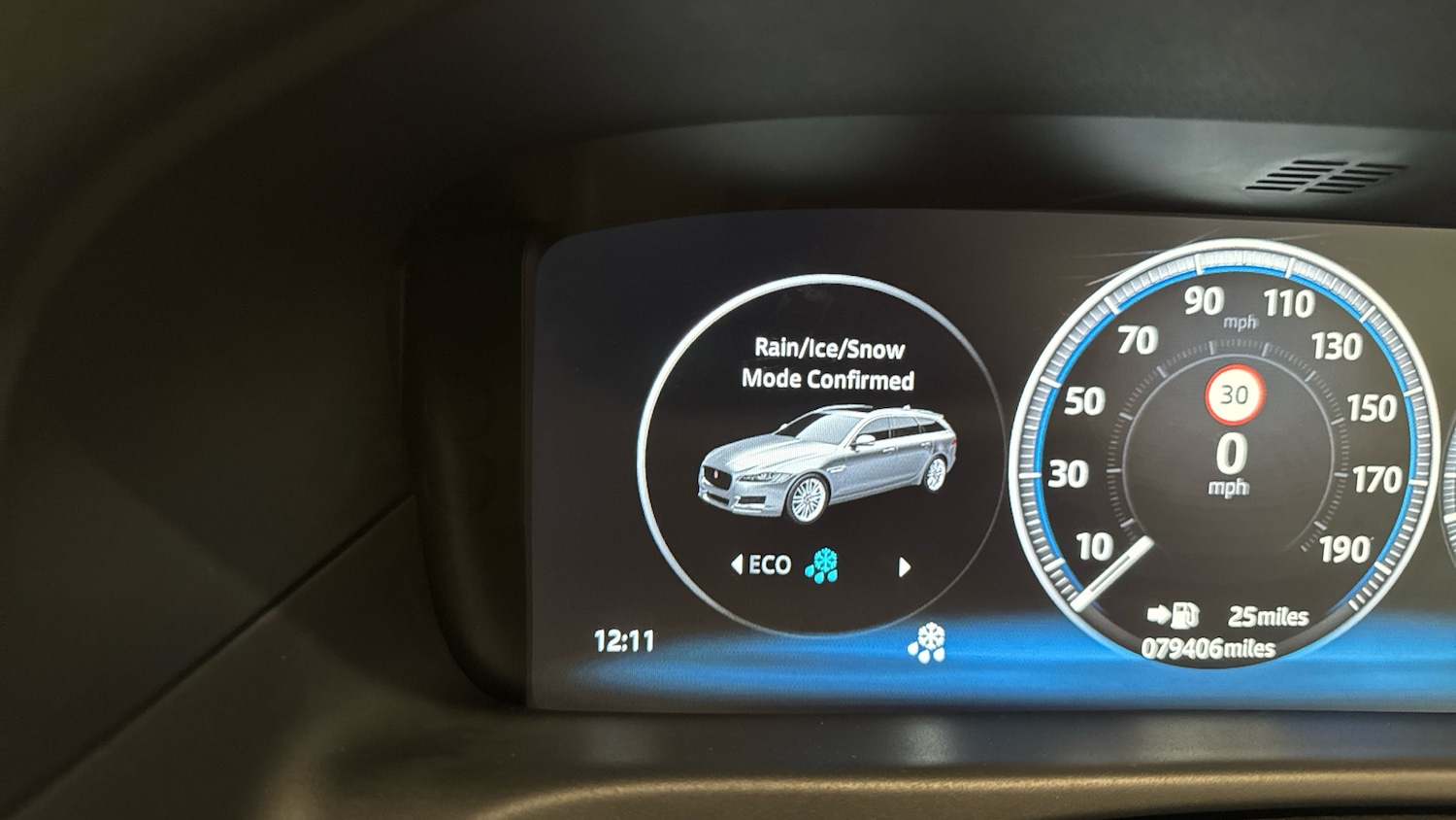 Used Jaguar XF 2018 for sale - 78162355: Photo 38