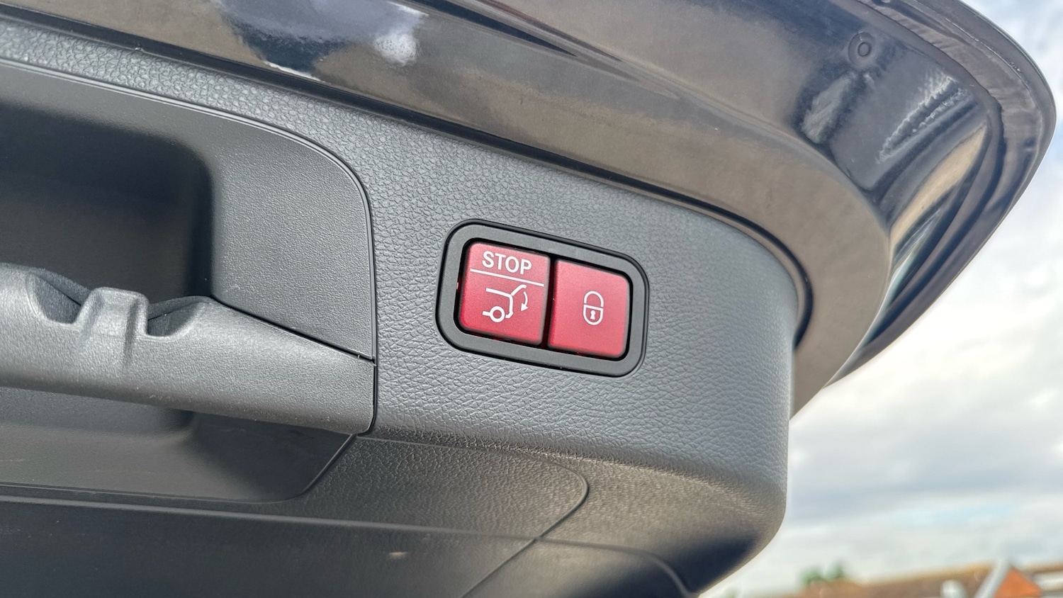 Vehicle 28
